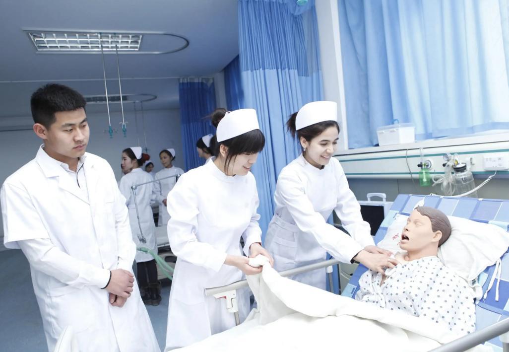 护理专业哪个学校比较好