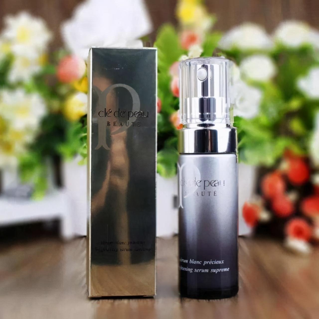 提亮肤色用什么护肤品效果好